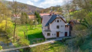 Výjimečné bydlení se slunnou zahradou a terasou - Beroun-Hostim