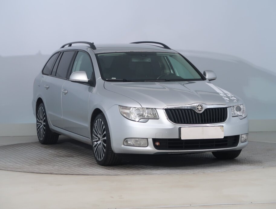 Skoda Superb, 1.6 TDI, Tažné, Klima, levný provoz,