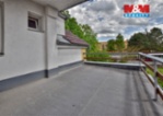 Pronájem bytu 2+kk 45 m² s bazénem a zahradou HK, Na Rybárně
