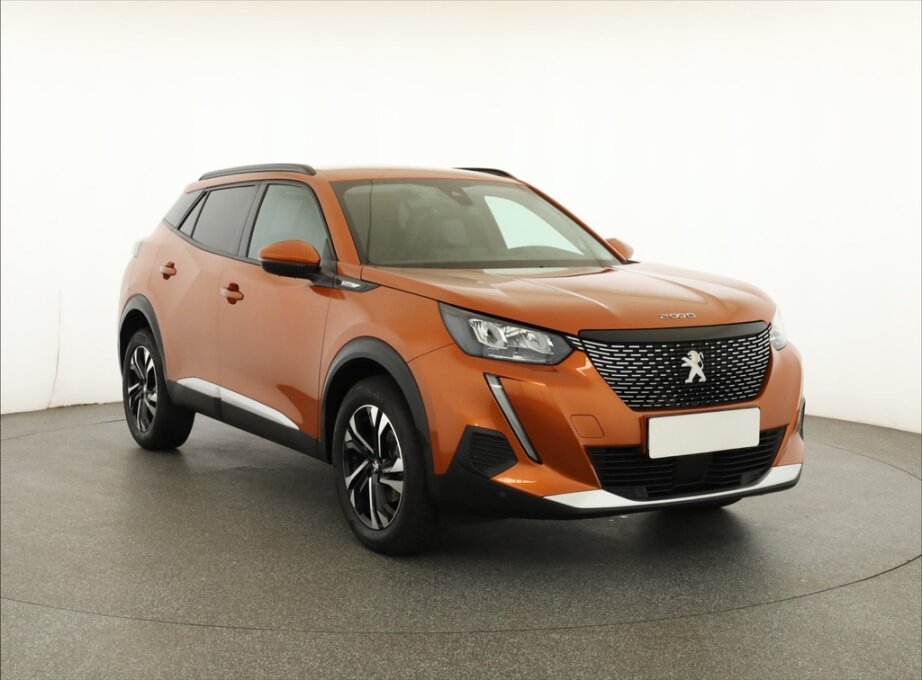 Peugeot 2008, 1.2 PureTechAllure , ČR,1.maj, Serv