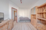 Moderní 2+1 s balkonem a garáží | 7 min od metra Rajská zahrada