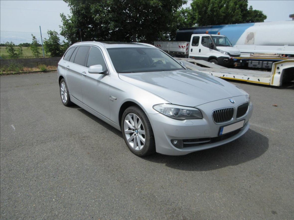 BMW Řada 5, 525D xDrive, Panorama, HeadUp, kombi,