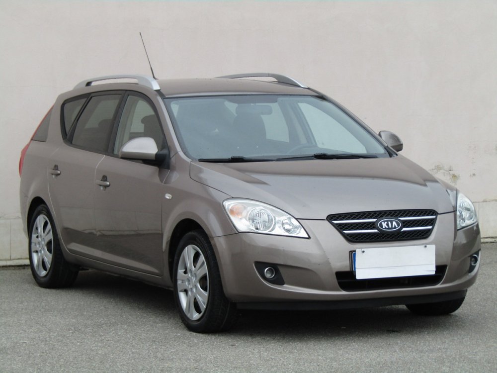 Kia Ceed, 1.6i, ČR, servis.kniha, AC, kombi,
