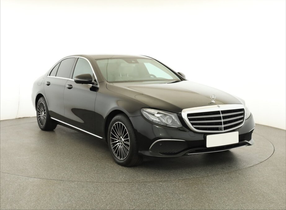 Mercedes Třída E, E 220 d, Automat, Kůže, Navi,,