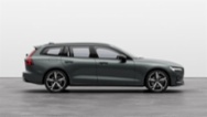 Volvo V60, PLUS DARK, B4, 145+10 kW / 197, kombi,