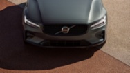 Volvo V60, PLUS DARK, B4, 145+10 kW / 197, kombi,