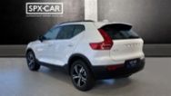 Volvo XC40, PLUS DARK, B4 FWD, 145+10 kW /, SUV,