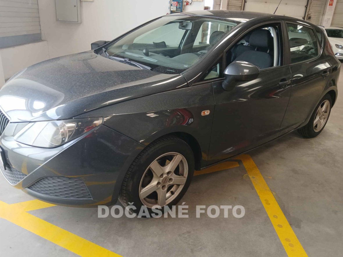 Seat Ibiza, 1.2, 1.maj,ČR, servis.kniha, hatchback