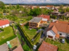 Prostorný dvougenerační dům s velkou zahradou a skvělou dostupností, Vražné.