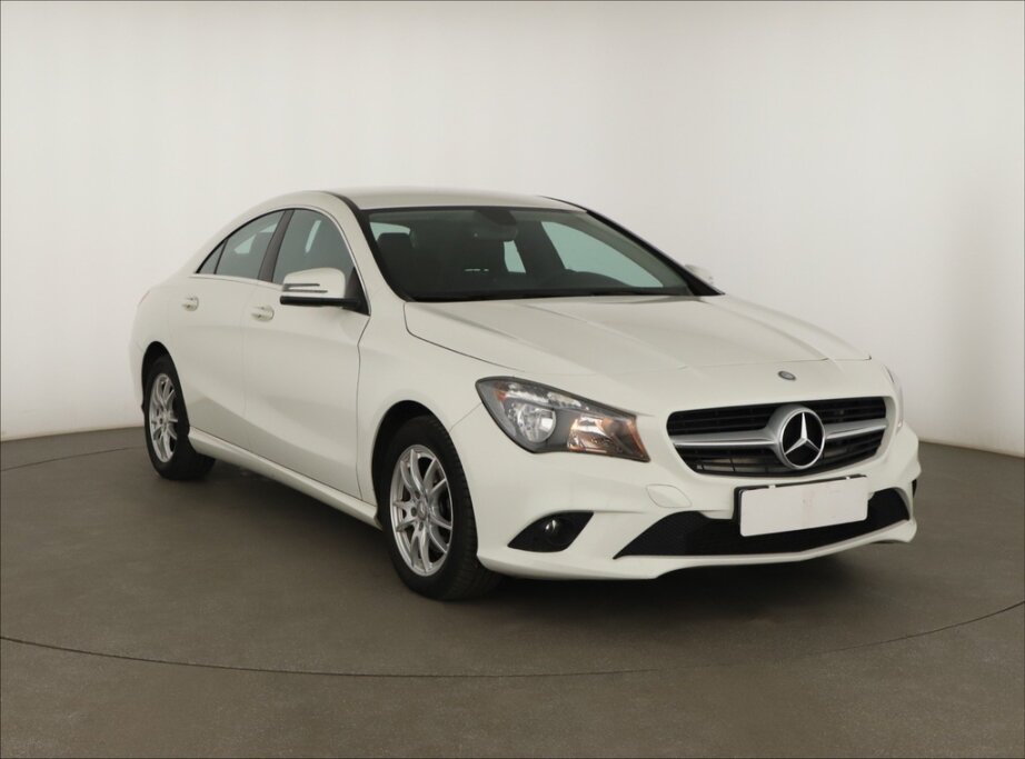 Mercedes Třída CLA, 180, Automat, Kůže, Tempomat,,
