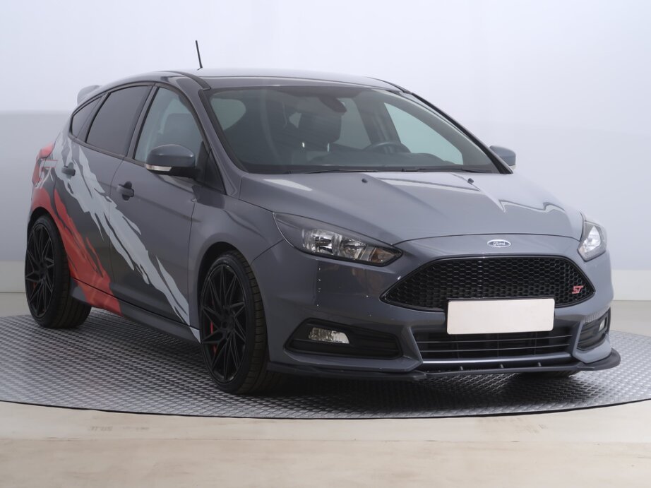 Ford Focus, 2.0 EcoBoost STST-Line , Kůže,