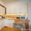 Prodej nadstandardního bytu 3+kk, 166 - Praha -