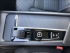 Volvo XC60, 2,0 AWD MOMENTUM PRO  B4, SUV, nafta