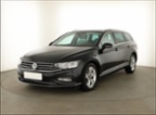 VW Passat, 2.0 TDIElegance , Automat, ČR,1.maj,,