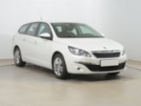 Peugeot 308, 1.2 PureTech, ČR,1.maj, Serv.kniha,