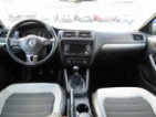 Volkswagen Jetta, 1.6 TDi, ČR, AC, tempo, sedan,