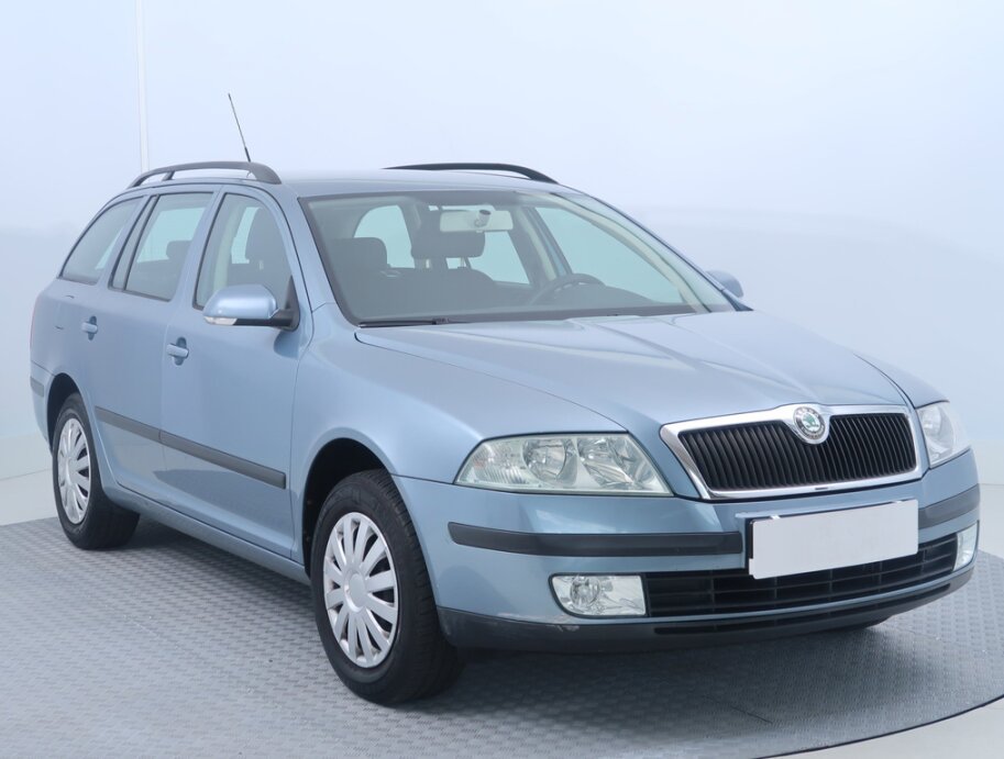 Skoda Octavia, 1.6Ambiente , Serv.kniha, po STK,,