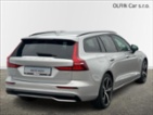Volvo V60, 2,0 FWD PLUS DARK 145kW  B4, kombi,