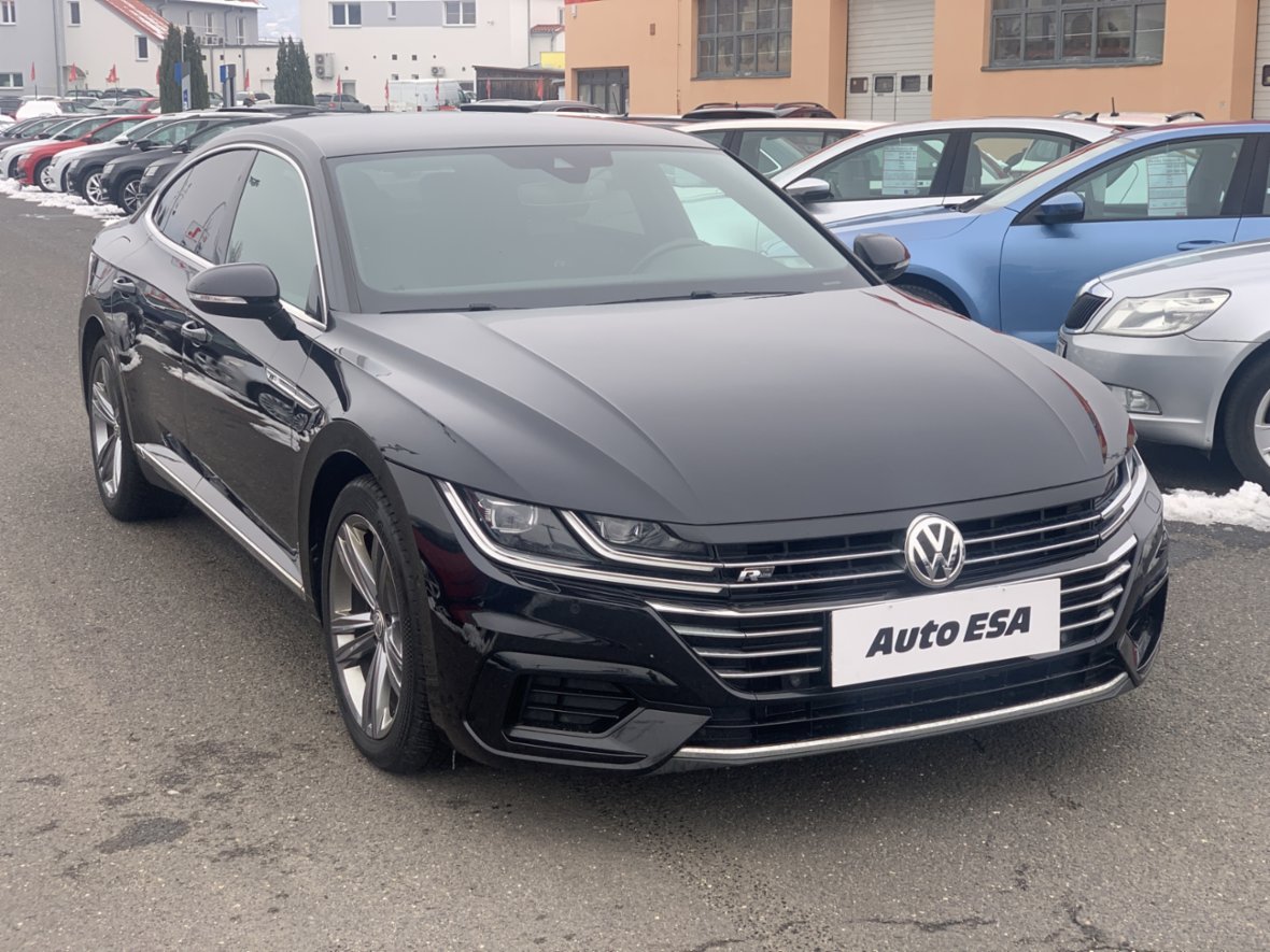 Volkswagen Arteon, 2.0 TSI R-Line, ČR, R-Line,