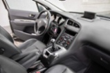 Peugeot 5008, SUV, nafta