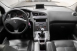 Peugeot 5008, SUV, nafta