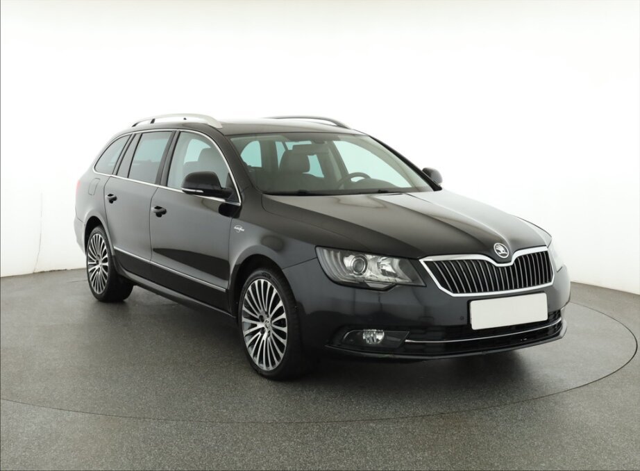 Skoda Superb, 2.0 TDILaurin&Klement , Automat,