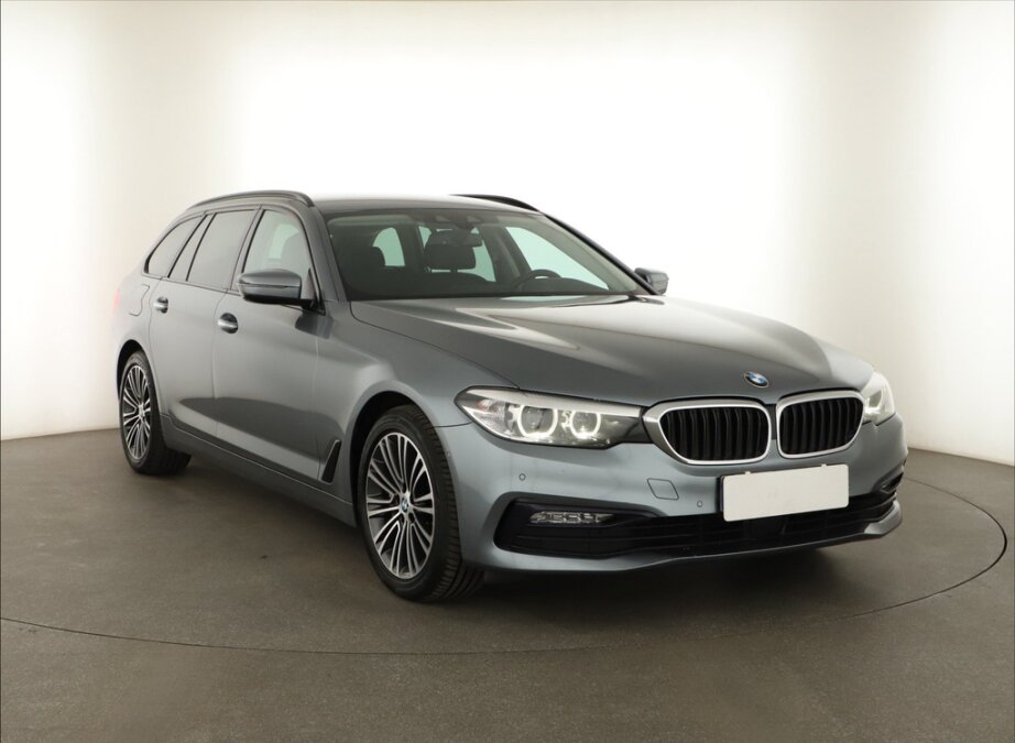 BMW Řada 5, 530d xDriveSport Line ,, Combi, Diesel
