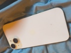 Apple 15  žlutý