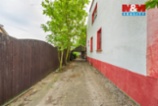 Prodej dvougeneračního rodinného domu, 220 m², Sadská