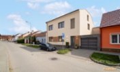 Pronájem bytu 2+kk, 55 m², dva sklepy, Staré Město