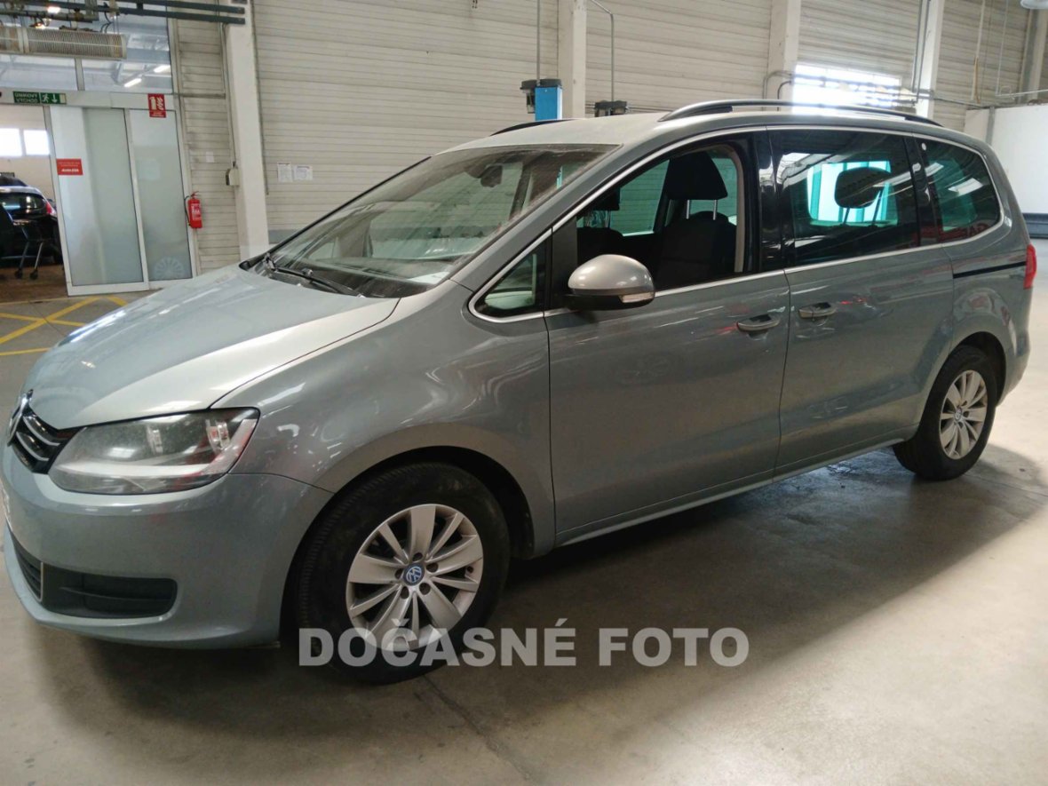 Volkswagen Sharan, 2.0 TDI, MPV, nafta