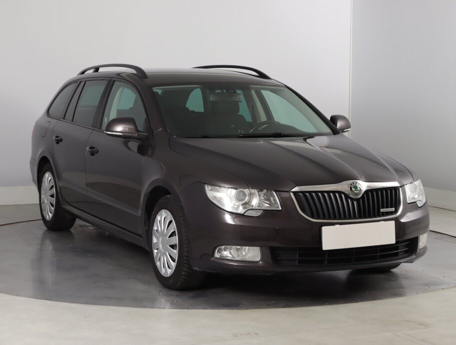 Skoda Superb, 1.6 TDI, Xenony, Klima, Tempomat,,