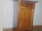 Nábytek z rušené stoleté chalupy
