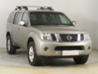 Nissan Pathfinder, 2.5 dCi, 4X4, 7 míst, Serv