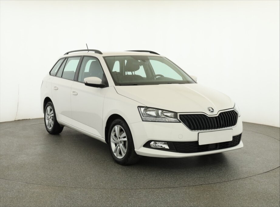Skoda Fabia, 1.0 TSIAmbition , ČR,2.maj,, Combi,