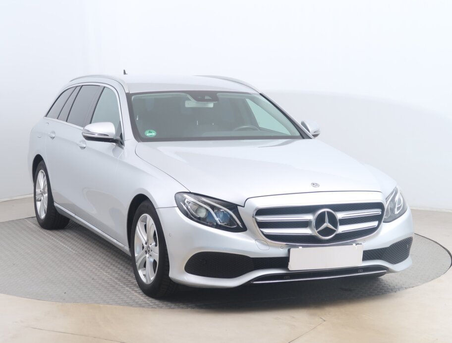 Mercedes Třída E, E 220 d 4MATIC,, Combi, Diesel