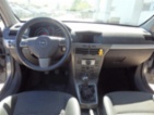 Opel Astra, 2.0 16V TURBO ZÁLOHOVÁNO, kombi,