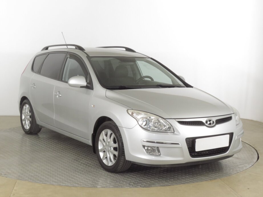 Hyundai i30, 2.0 CVVT, ČR,2.maj, Klima,, Combi,