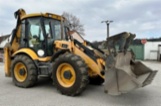 JCB 4CX traktorbagr, r.v. 2009, barva neuvedeno,