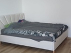 Nabízím za odvoz rok používanou postel.