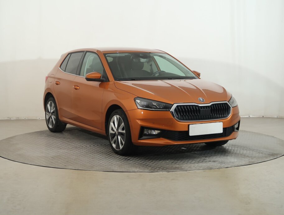Skoda Fabia, 1.0 TSI, ČR,1.maj, Serv.kniha, Navi,,