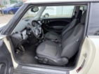 Mini One, 1.4i 70 kW servisní knížka, hatchback,