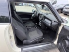 Mini One, 1.4i 70 kW servisní knížka, hatchback,