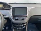 Peugeot 2008, 1.6 e-HDi, Navi, kamera, SUV, nafta