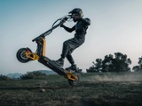Elektrická koloběžka Inmotion RS Orange