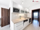 Pronájem bytu 2+1, 60 m2, Kmochova,