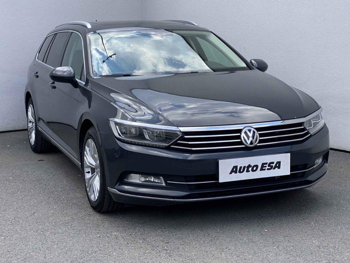 Volkswagen Passat, 2.0 TDi, LED, panorama, kombi,
