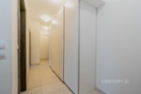 Pronájem, byt 3+kk 74m2 + 5m2 balkon + garážové stání - Praha - Karlín