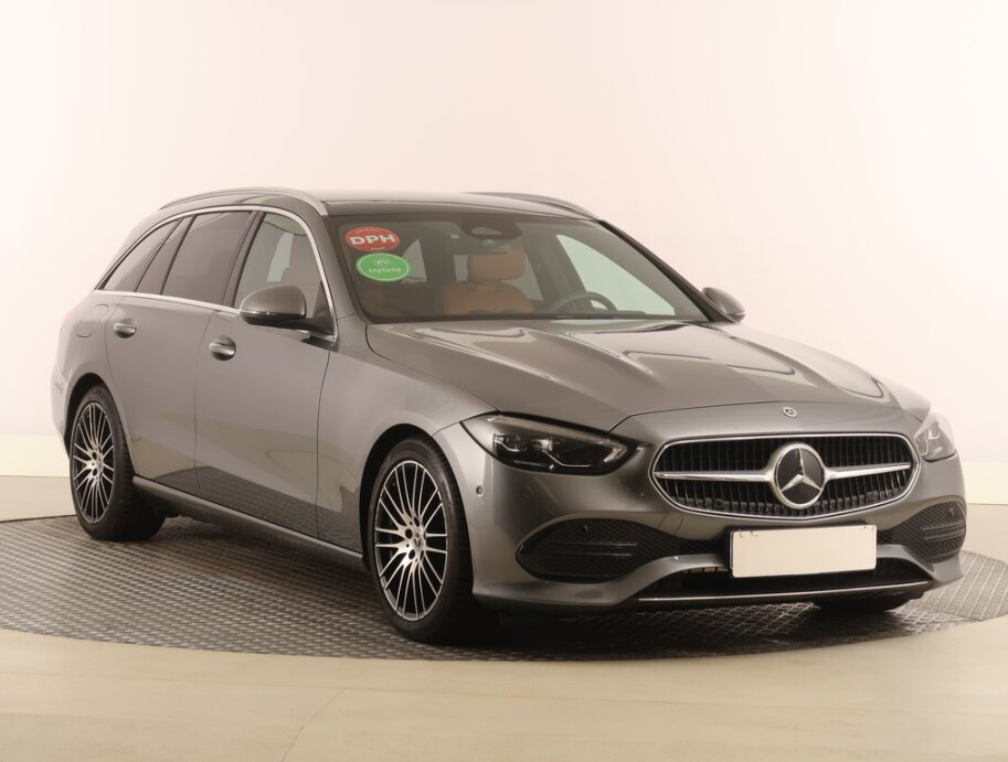 Mercedes Třída C, C 180, virtualní kokpit,, Combi,