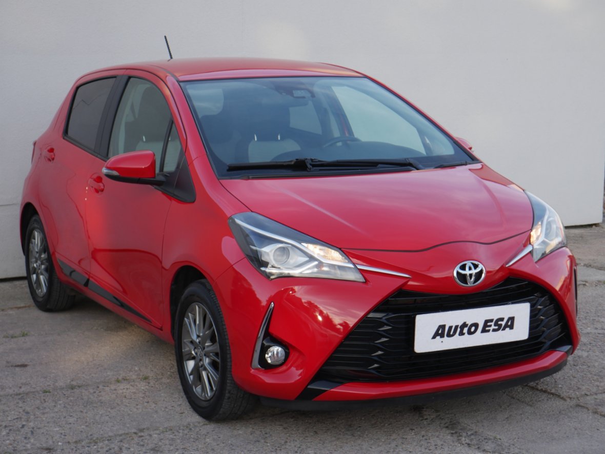 Toyota Yaris, 1.5i, 1.maj,ČR, hatchback, benzín
